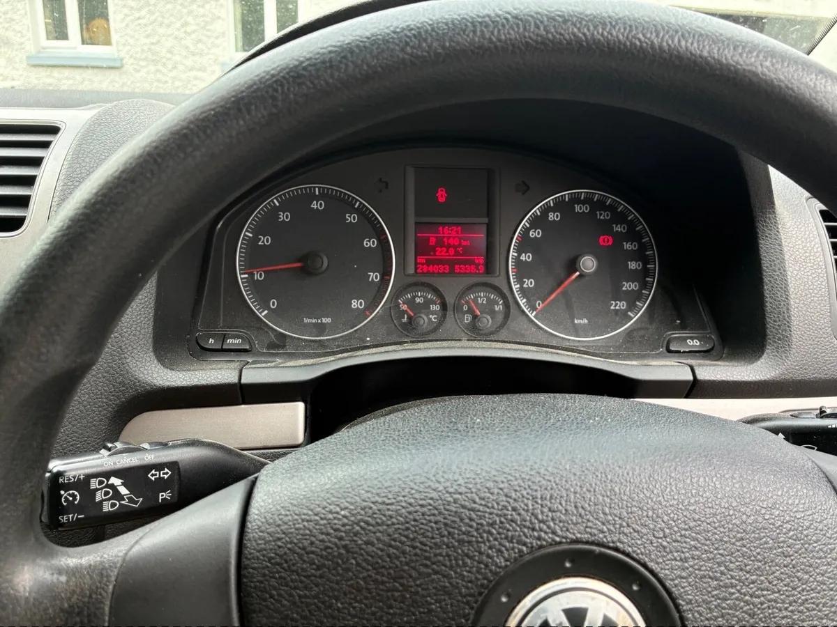 Volkswagen Golf 2008 - Image 3