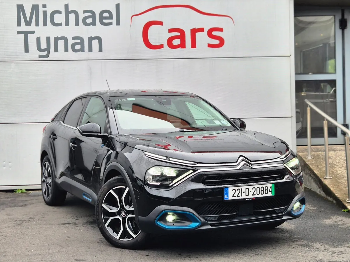 2022 Citroen e-C4 Flair, 1/2 Leather, CarPlay - Image 1
