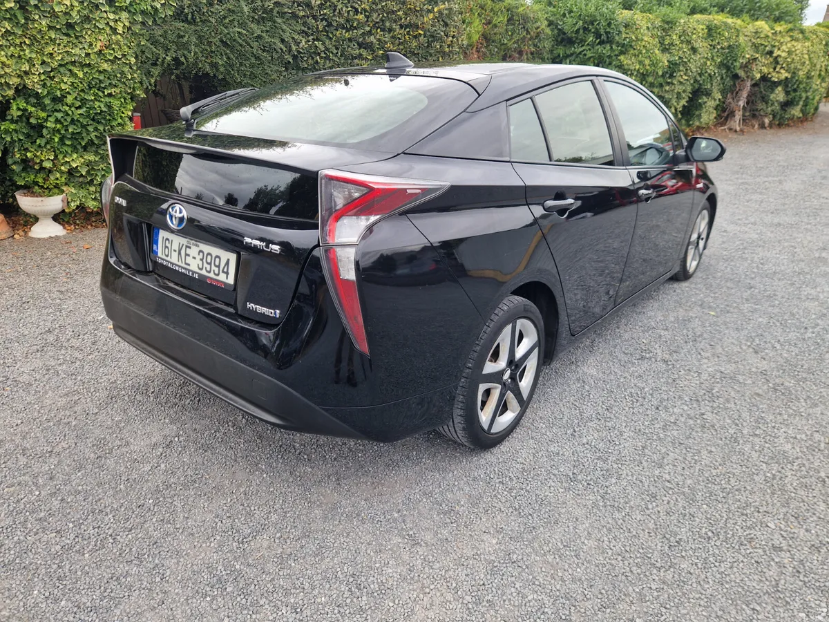Toyota Prius 2016 - Image 4