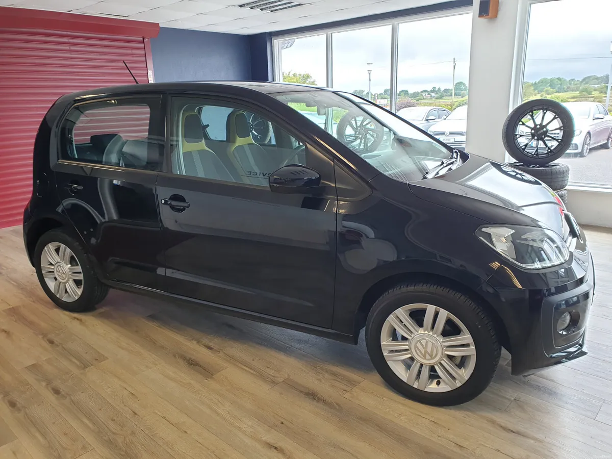 VOLKSWAGEN UP 1.0 HIGH UP AUTO - Image 2