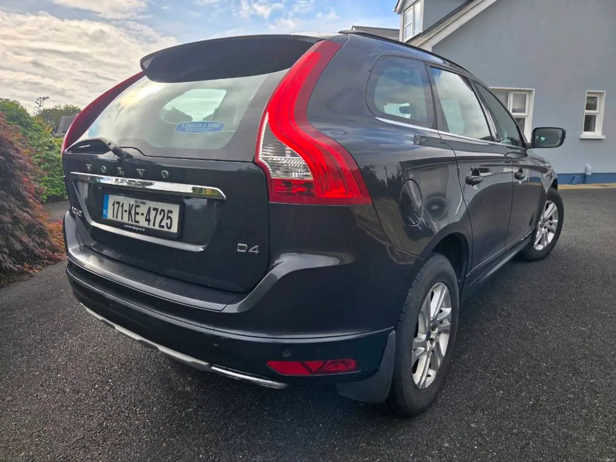 Volvo XC60 - Image 4