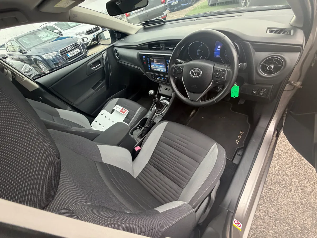 161 TOYOTA AURIS 1.4 DIESEL LUNA = REAR CAMERA = - Image 5