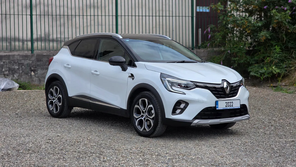 2022 Renault Captur Hybrid - Image 1