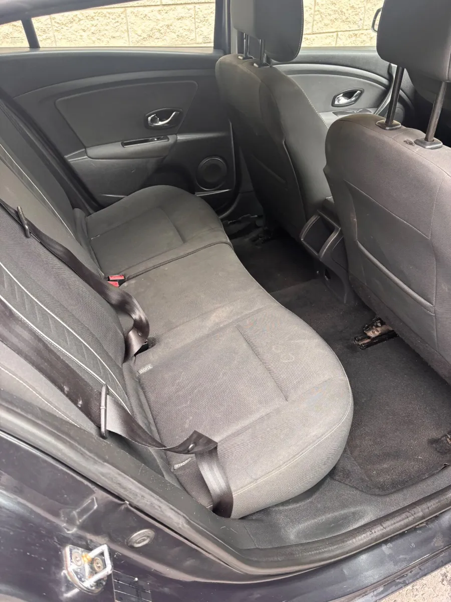 Renault Megane 2014 - Image 2