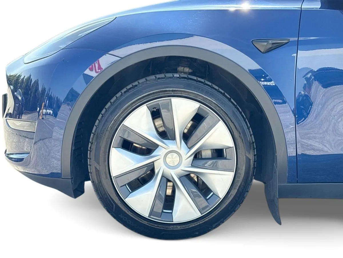 Tesla Model Y LONG RANGE AWD BZB3S5T BZB3S5T3 5DR - Image 4