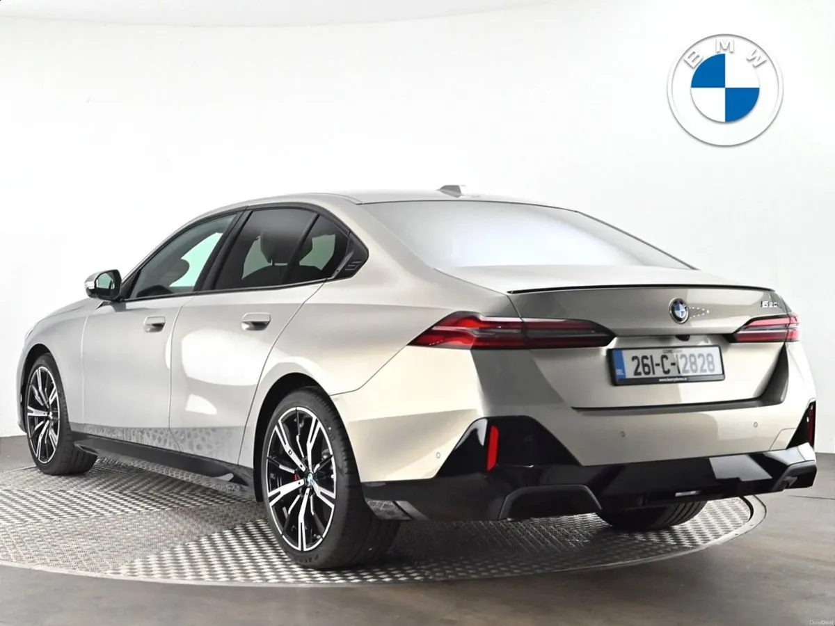 BMW 5-Series 520i M Sport Pro Saloon - Image 2