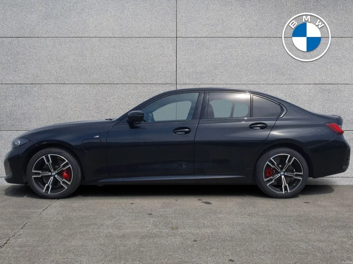 BMW 3-Series 330e M Sport Saloon - Image 3