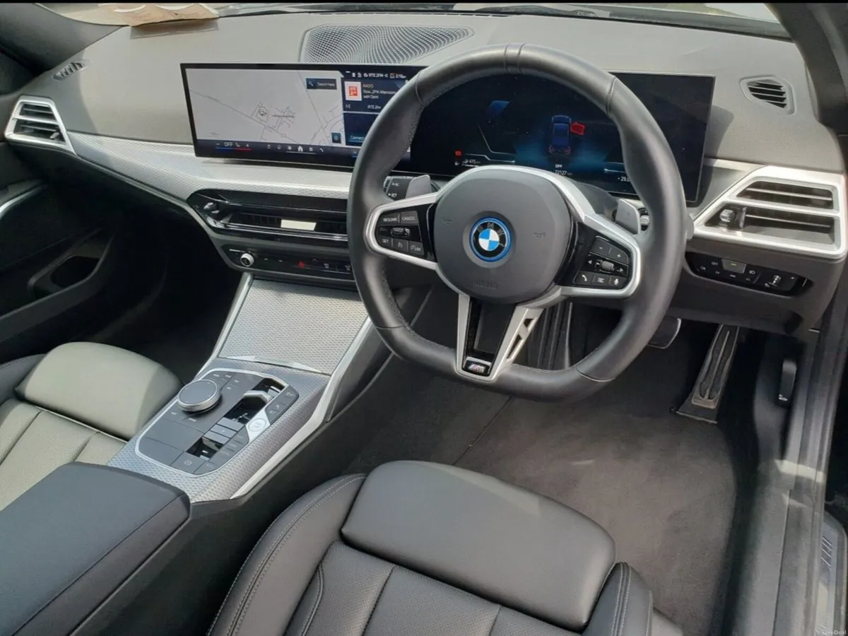 BMW 3-Series 330e M Sport Saloon - Image 6