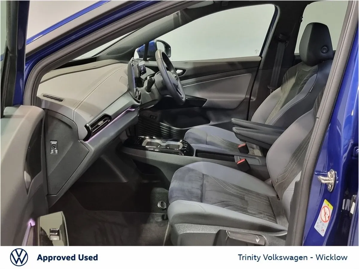 Volkswagen ID.4 ** PRO PLUS *** 77KWH ** 286BHP ** - Image 4