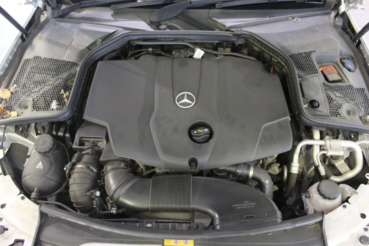 Mercedes-Benz C-Class C 220 D ESTATE EXCLUSIVE A/T - Image 4