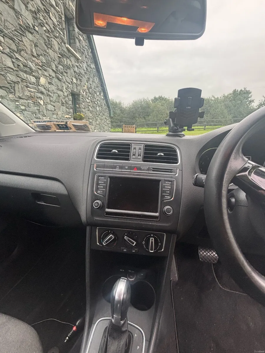 Car - Image 2