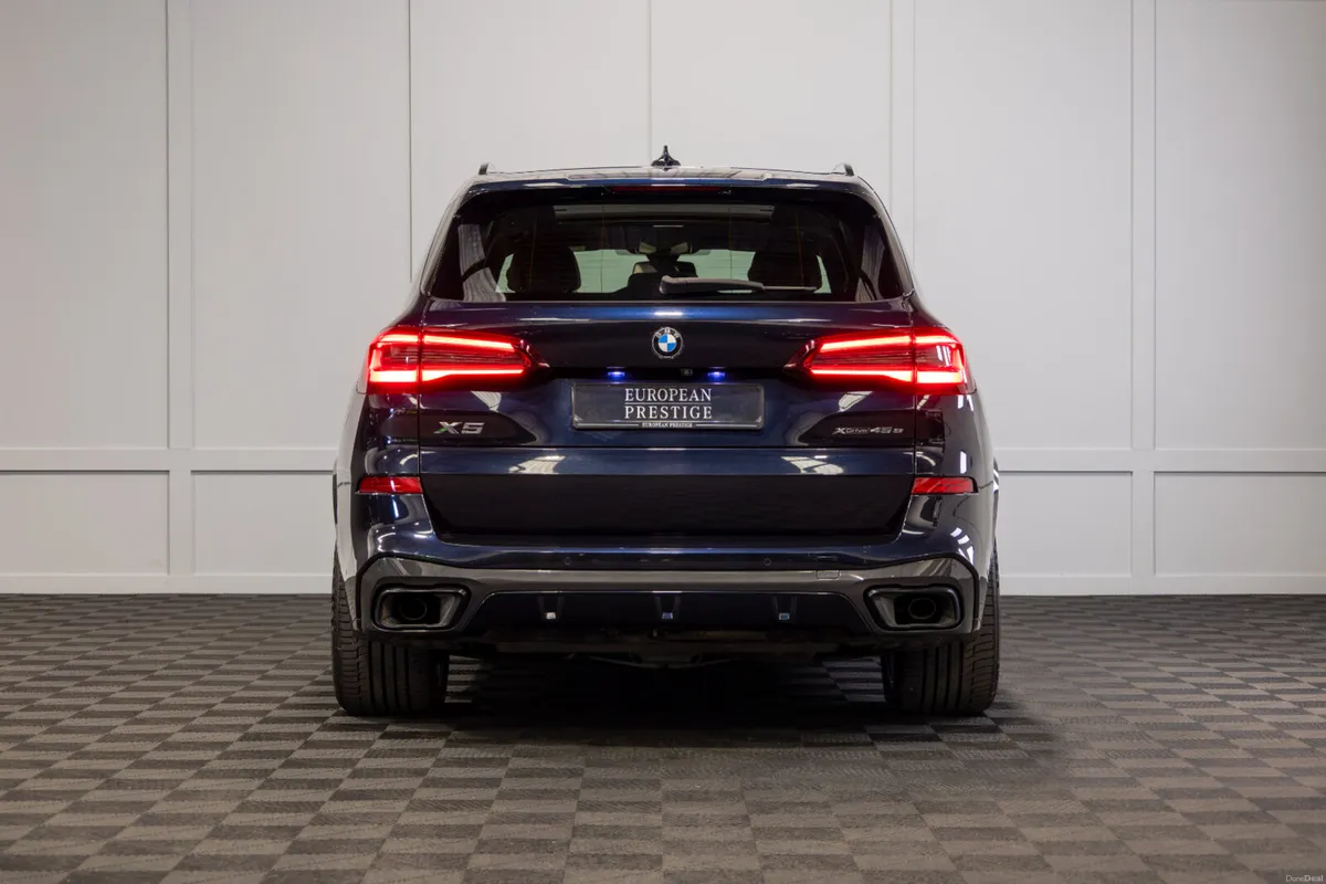 212 BMW X5 X-Drive 45e M-Sport - Image 5