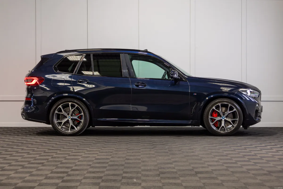 212 BMW X5 X-Drive 45e M-Sport - Image 6