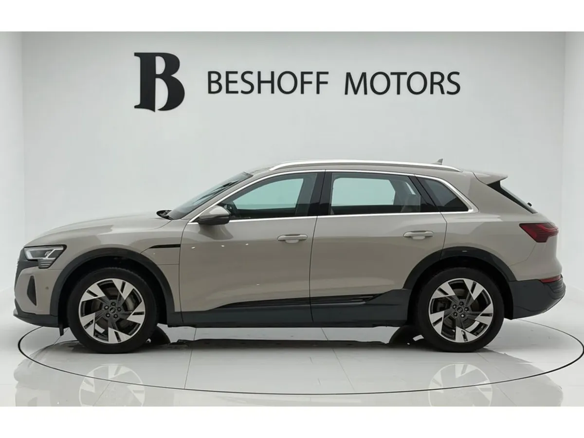 Audi Q8 e-tron 50 QUATTRO SPORT - Image 2