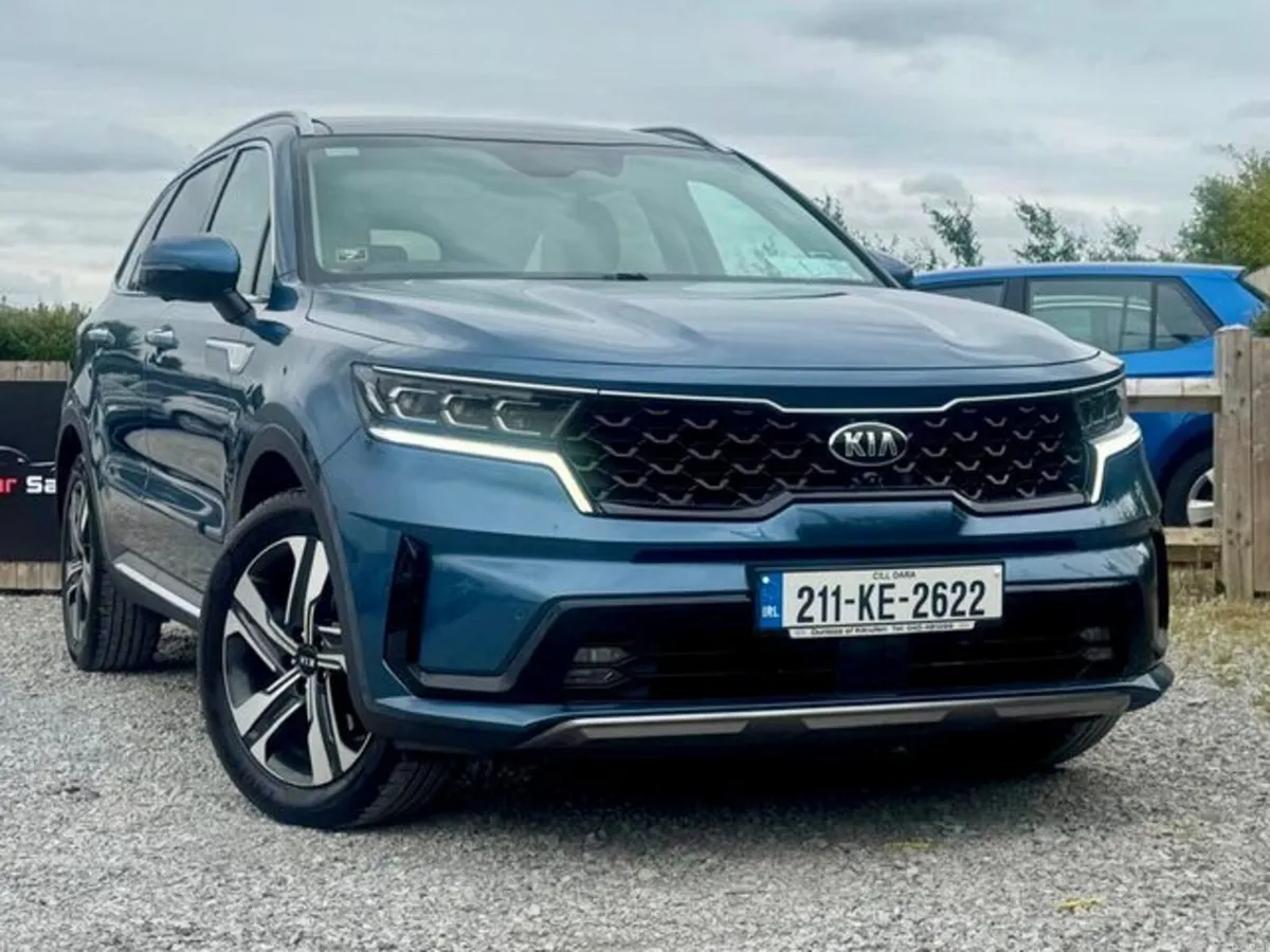 Kia Sorento Phev K4 5DR Auto - Image 2