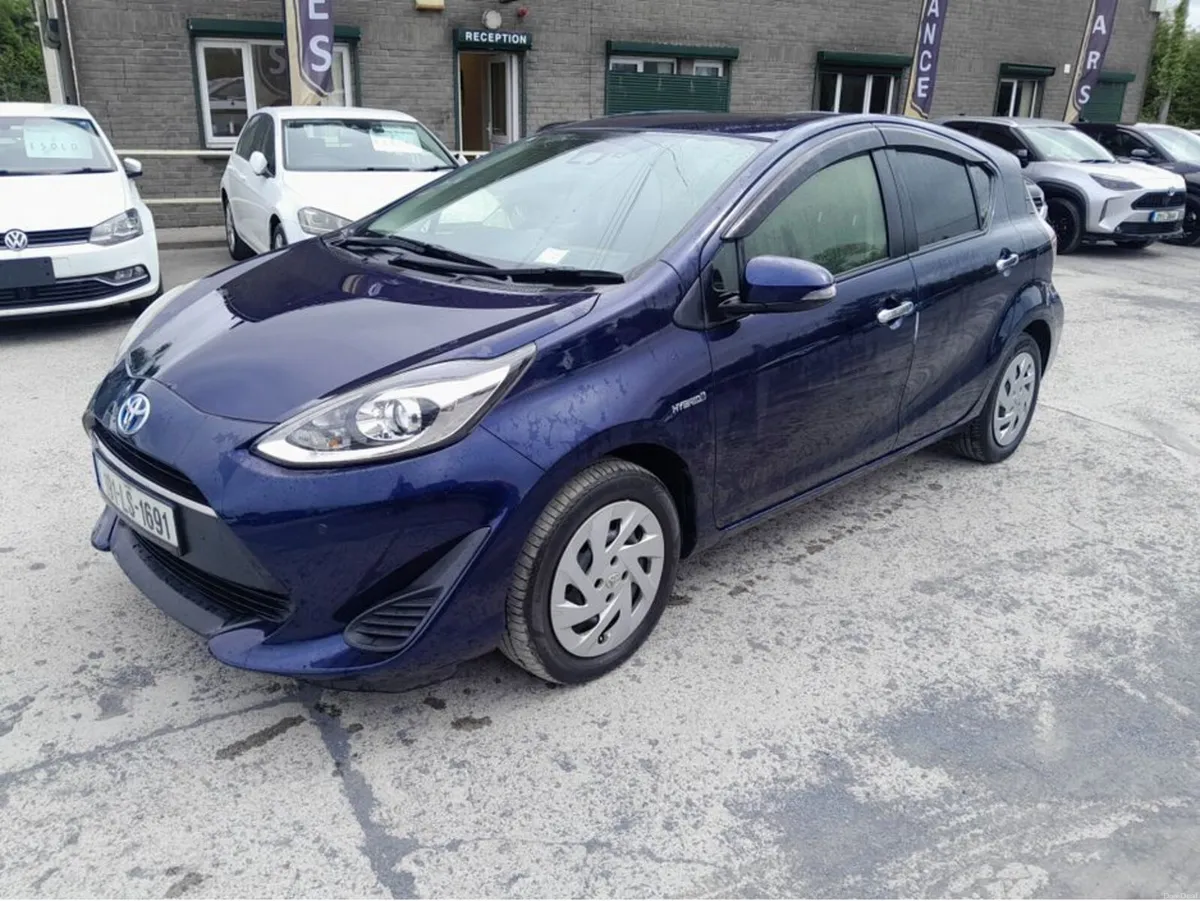 Toyota Aqua 1.5 DAA NHP10 5DR AUTO - Image 3