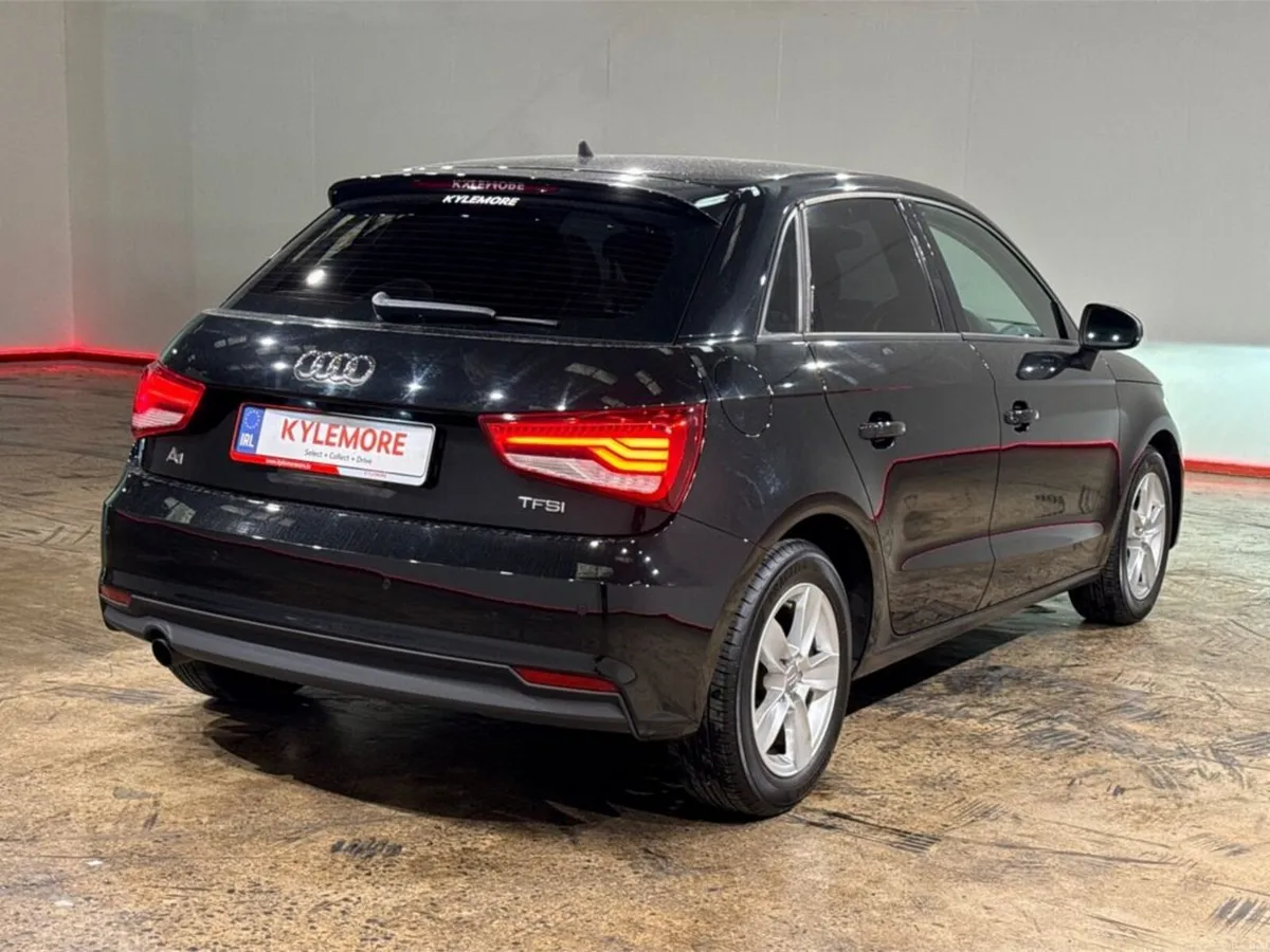 Audi A1 1.0 TFSI AUTOMATIC - FACTORY ALLOYS - REAR - Image 3