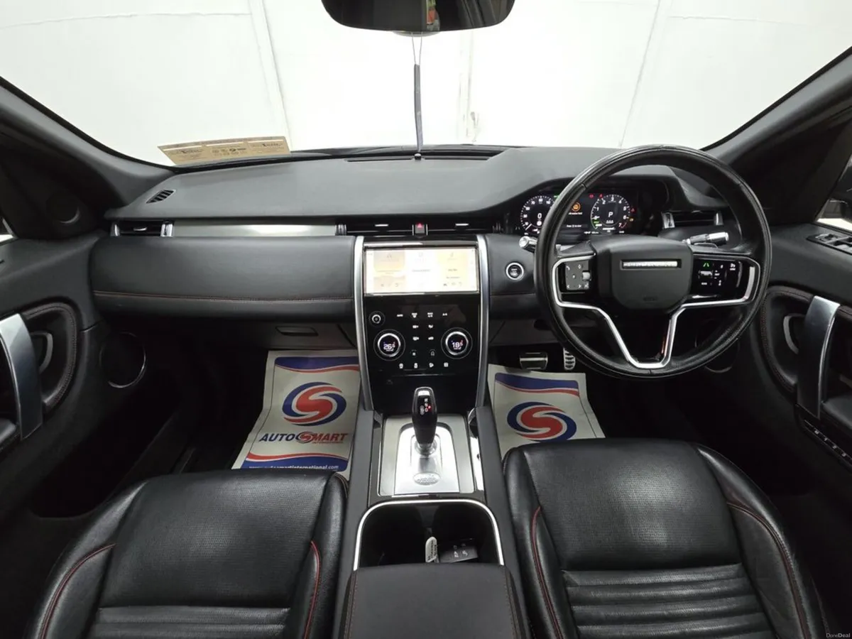 Land Rover Discovery Sport R-DYNAMIC SE Plug in Hy - Image 2