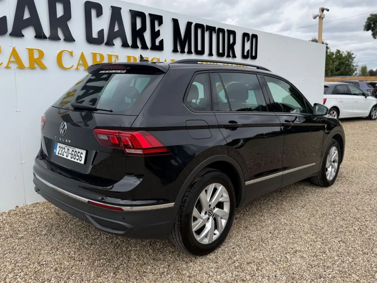 Volkswagen Tiguan Life 2.0tdi D7F 150HP 5DR Auto - Image 4