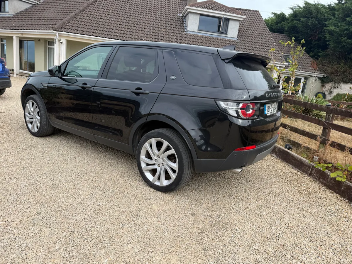 Land Rover Discovery Sport 2.0 Auto 2018 - Image 2