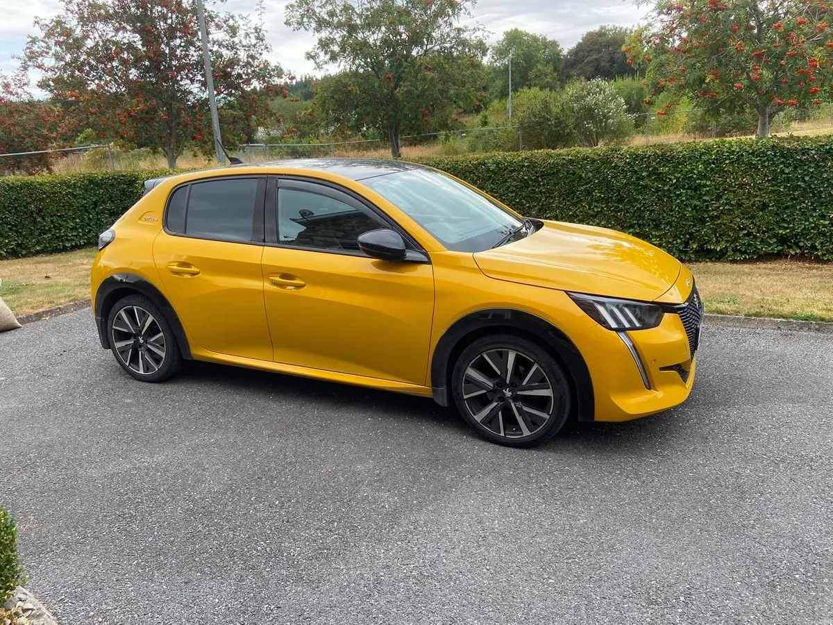 Peugeot 208 GT Line - Image 4