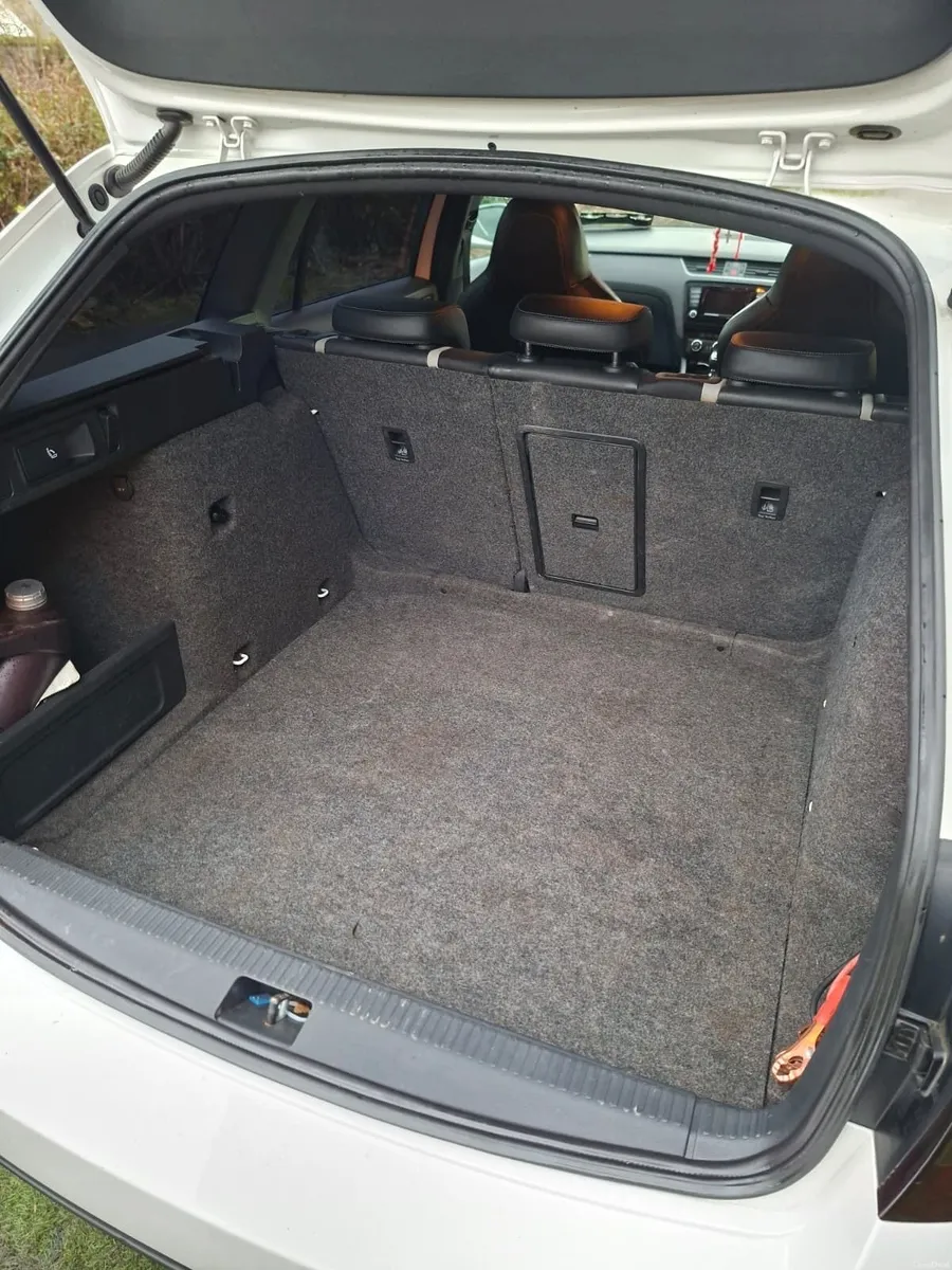 Skoda Octavia VRs - Image 3