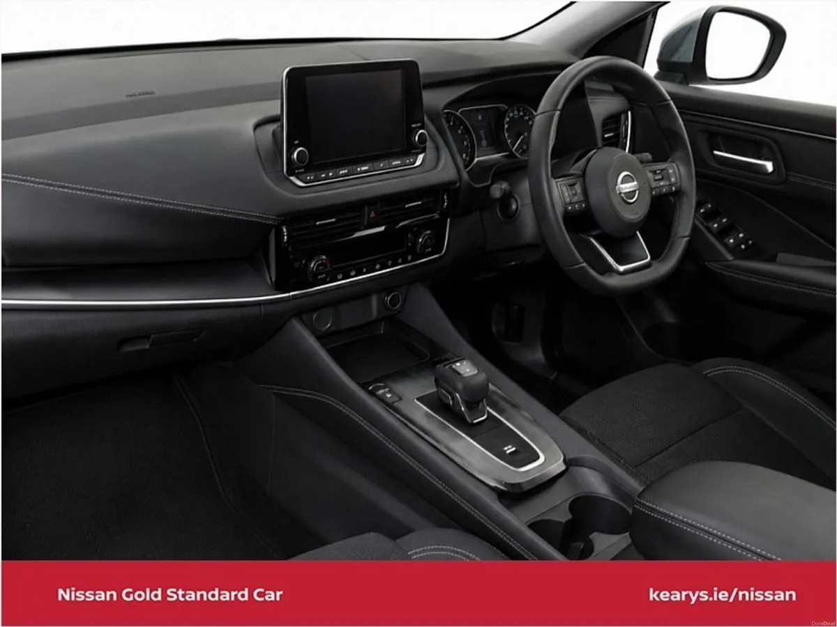 Nissan Qashqai 1.3 PET MILD HYBRID SV PREMIUM AUTO - Image 5