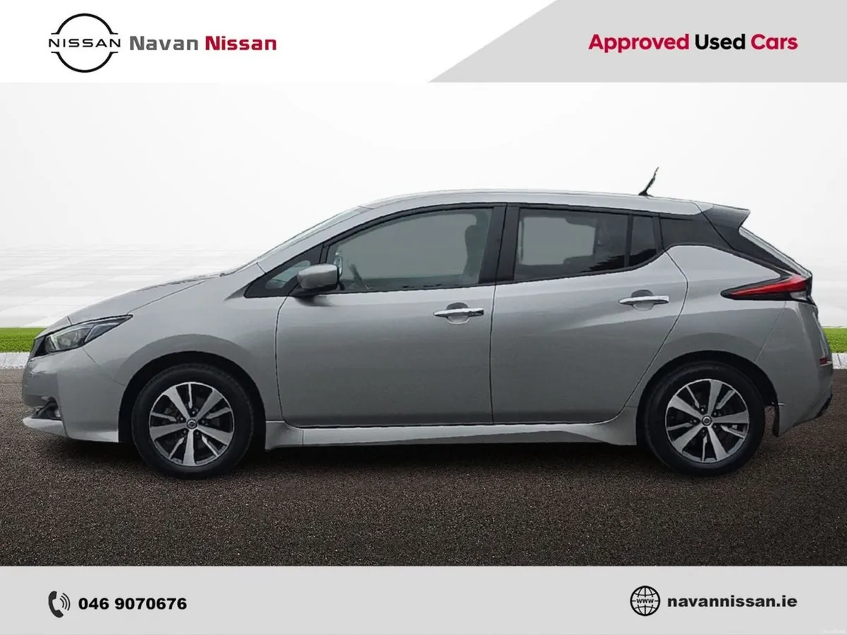 Nissan Leaf SV 40 kWh - Image 4