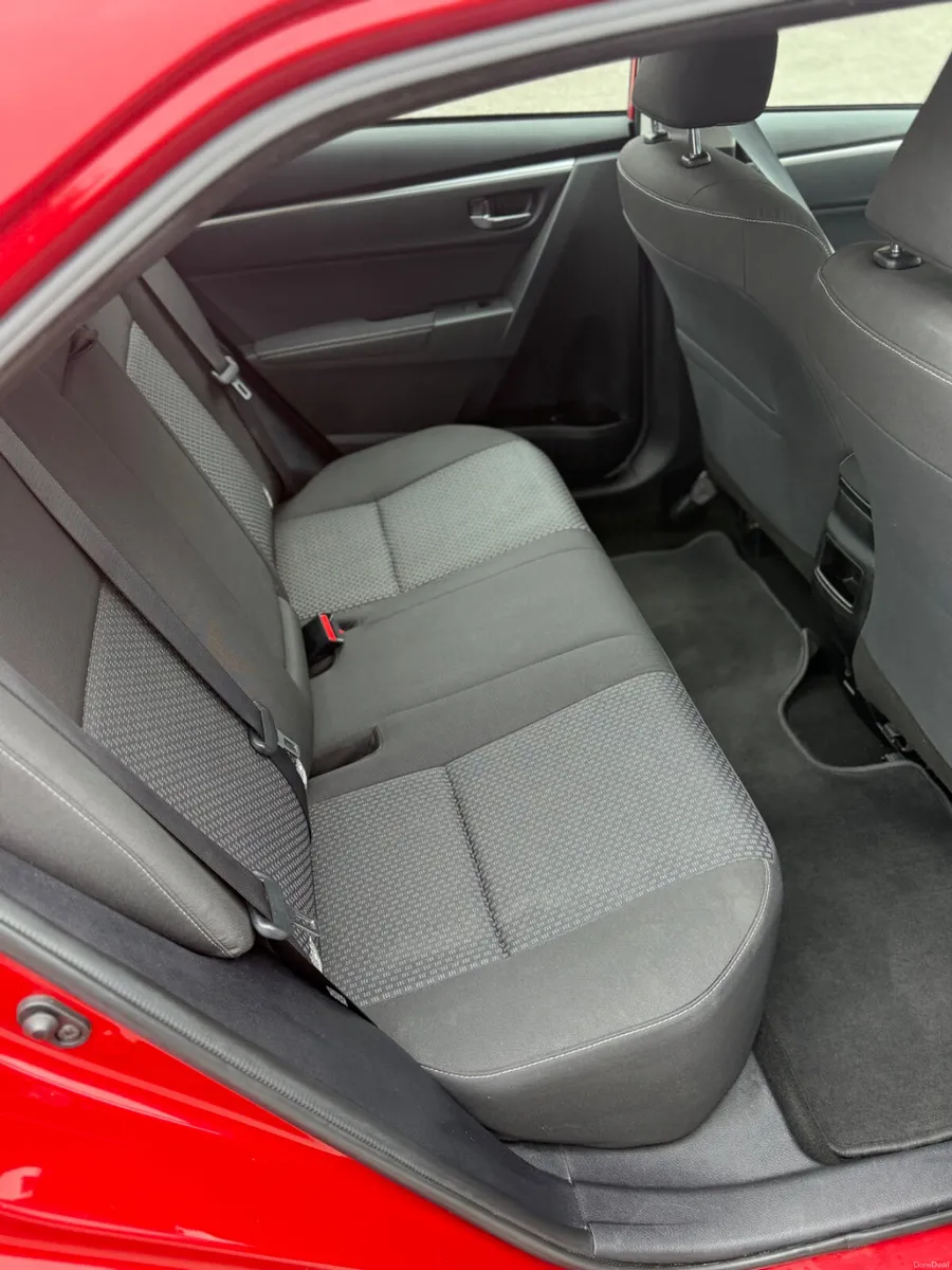 15 Toyota Corolla aura 1.4 diesel NCT 7/27 - Image 6