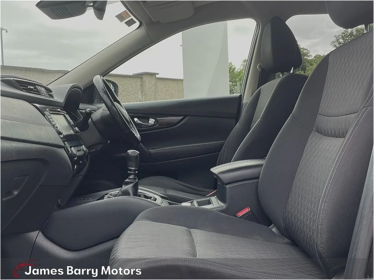 Nissan X-Trail 1.6 DCI SV PREMIUM 7 SEATS - Image 6