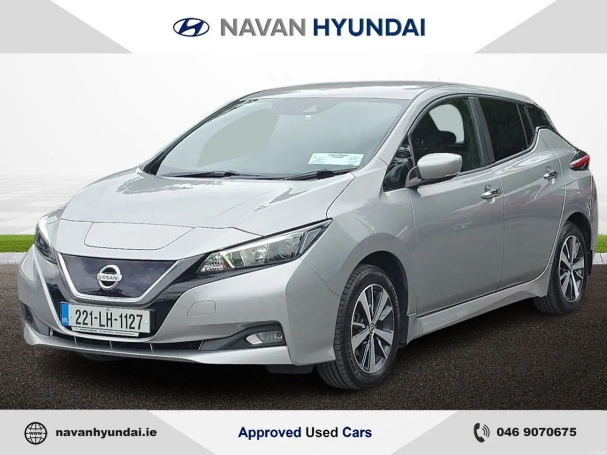 Nissan Leaf SV 40 kWh - Image 3