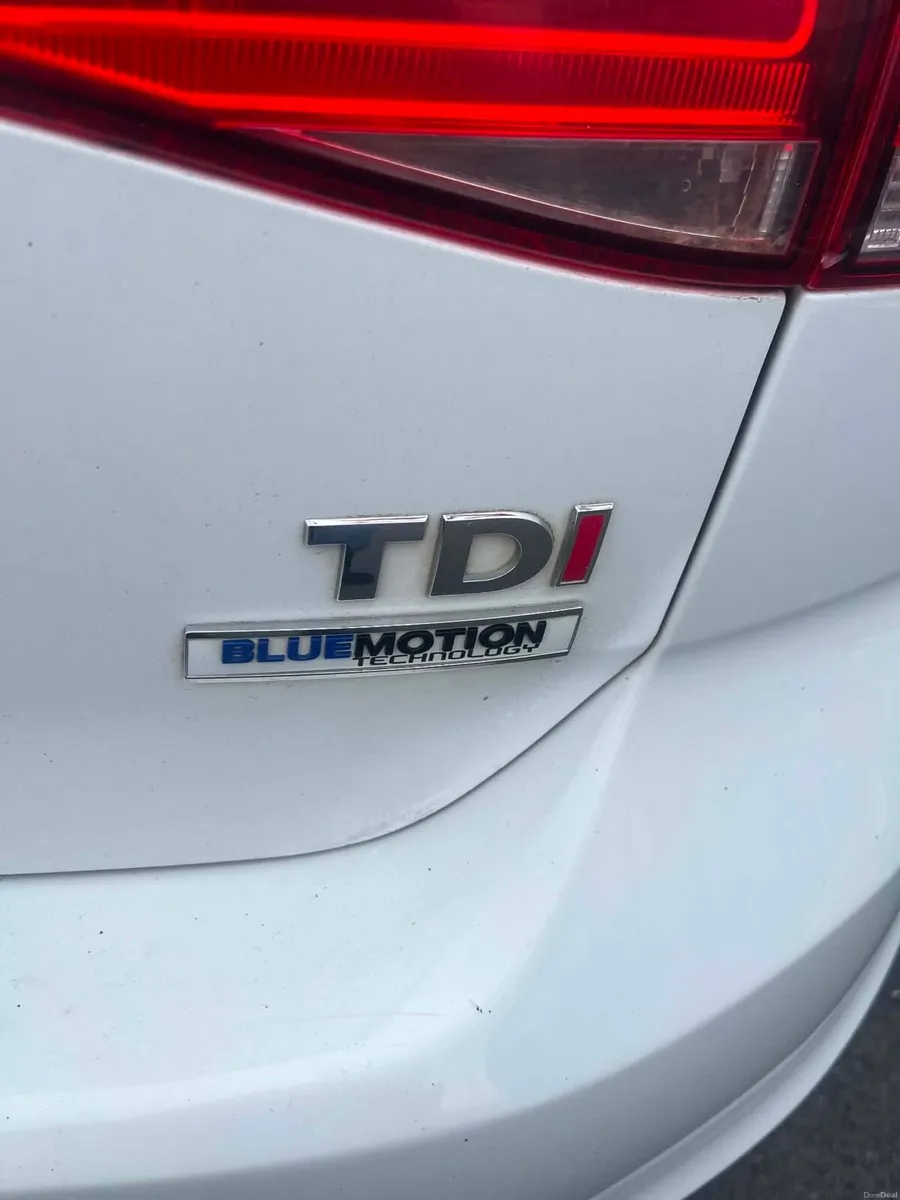 Volkswagen Golf - Image 6