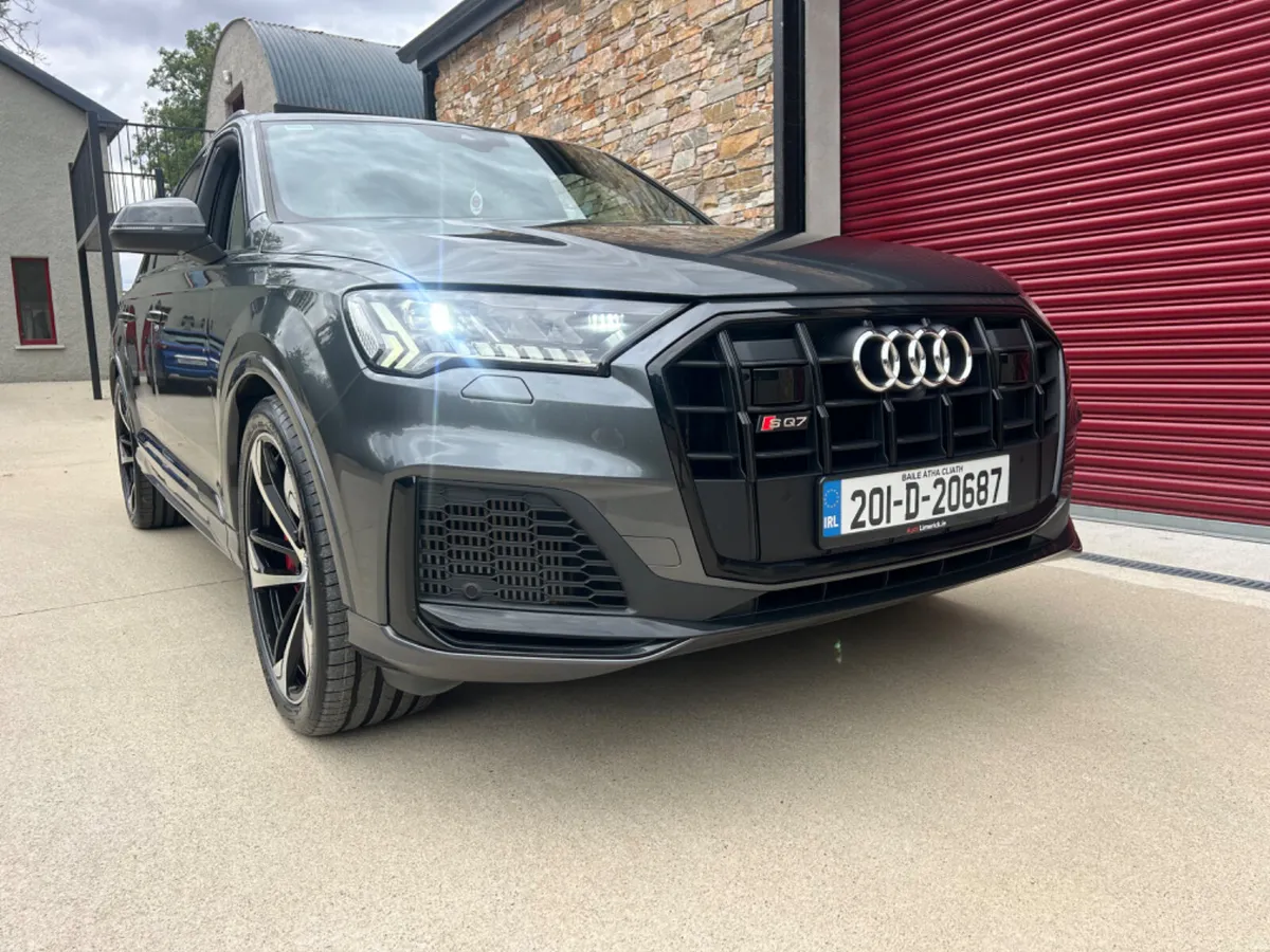 201 Audi SQ7 4.0TDI V8 7 SEATER - Image 3