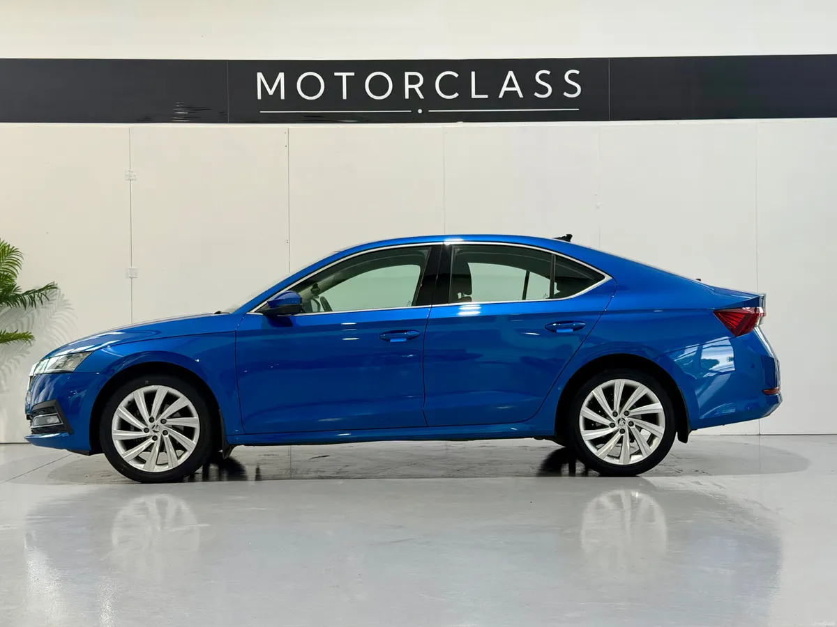 2023 Skoda Octavia 2.0 Diesel Style Automatic DSG - Image 5