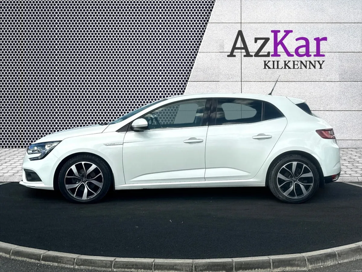 Renault Megane 2019 ICONIC BLUE 1.5 DIESEL HATCHBA - Image 5