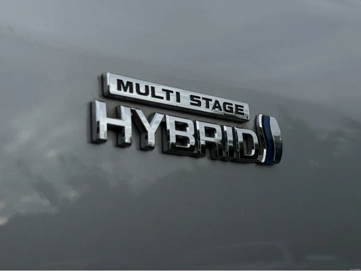 Toyota Crown 3.5 RS HYBRID  - FULL LEATHER ELECTRI - Image 3