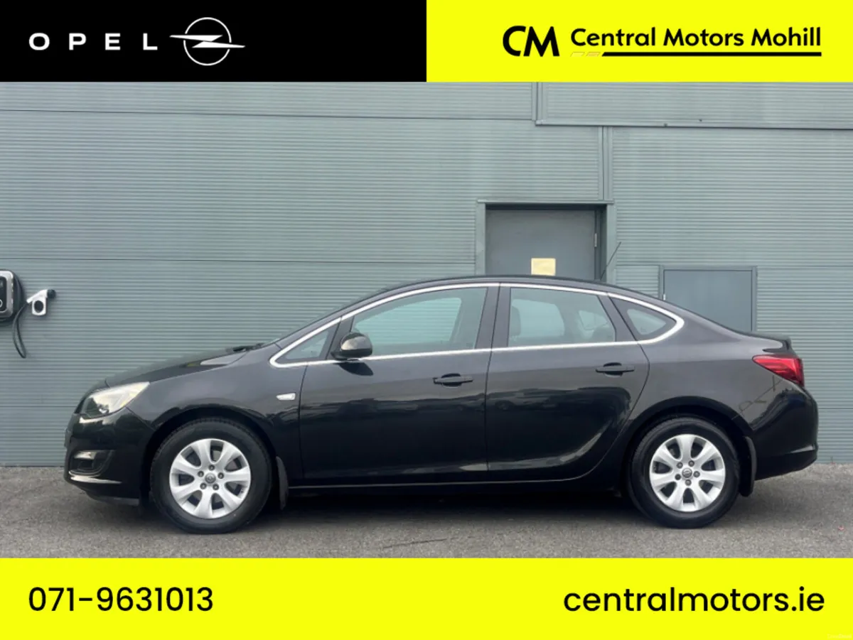 Opel Astra SALOON 1.6 CDTI 110PS 4DR - Image 2
