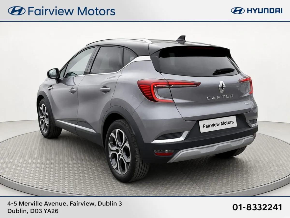 Renault Captur TECHNO E-TECH HEV - Image 4