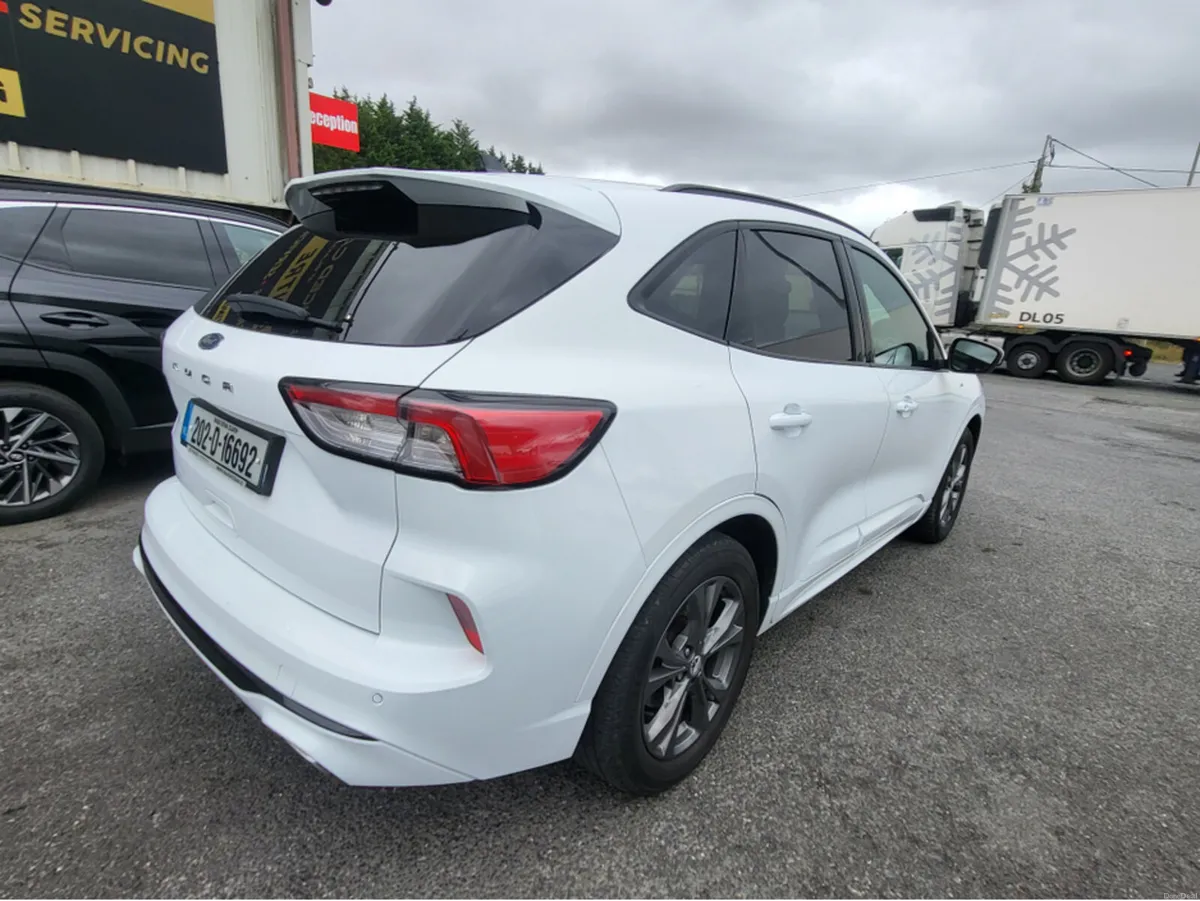 Ford Kuga ST-LINE X 5DR 1.5 TD 120 S6. S6.2 M6 - Image 4