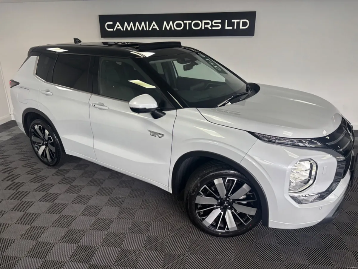 Mitsubishi Outlander *MITSUBISHI OUTLANDER PHEV* * - Image 1
