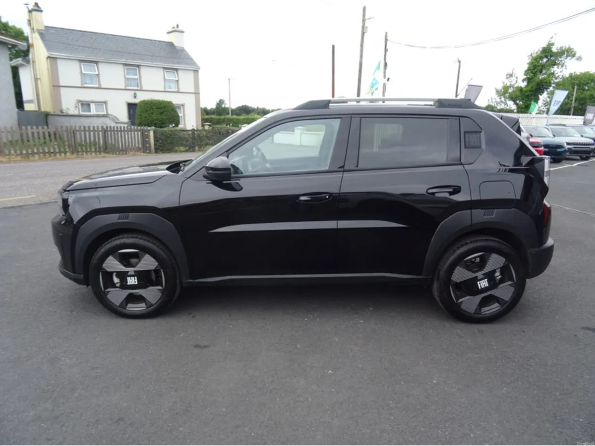 Fiat Panda LA PRIMA 1.2 110HP 5DR A - Image 5