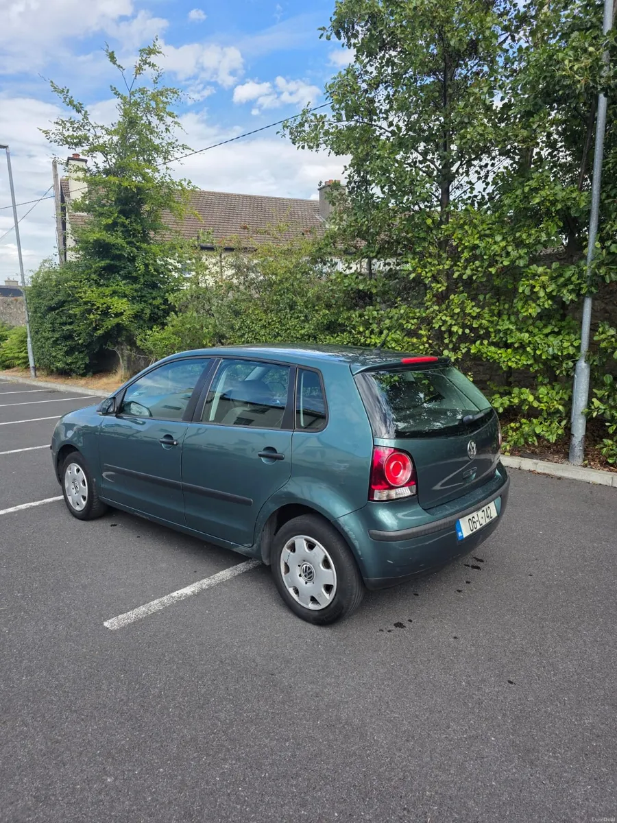 VOLKSWAGEN
 Polo 2006 - Image 4