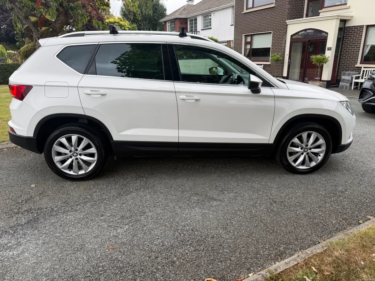 2019 SEAT Ateca FSH as new - Image 4