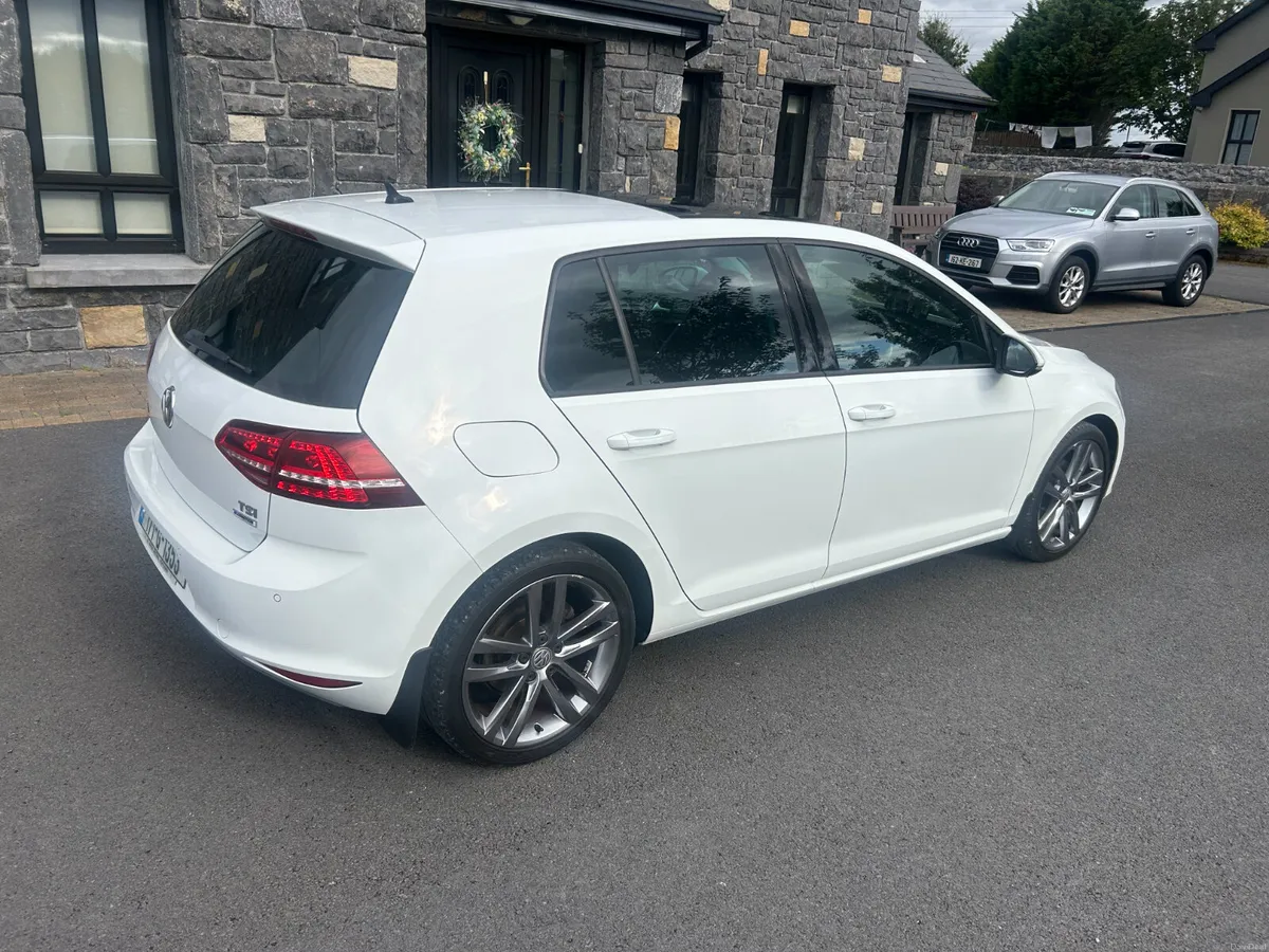 Volkswagen Golf Highline 1.2 TSI 2017 - Image 4
