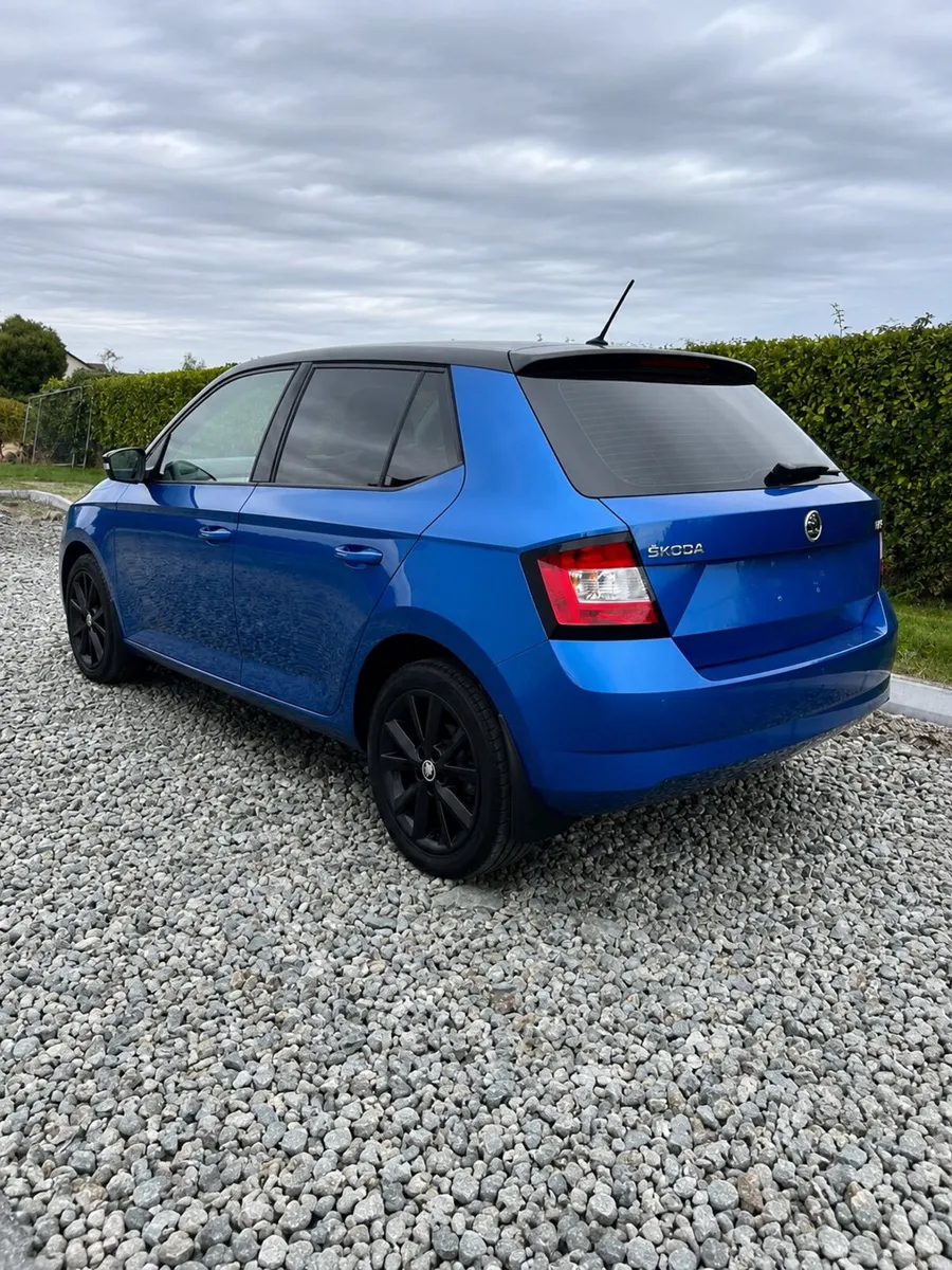 2016 Skoda fabia 1.2tsi - Image 4