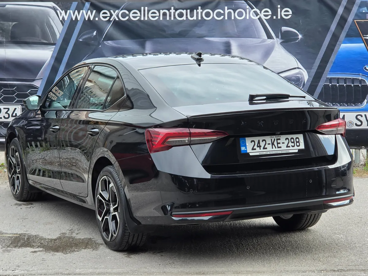 Skoda Octavia 2024 SPORTBACK 2.0TDI AUTOMATIC - Image 4