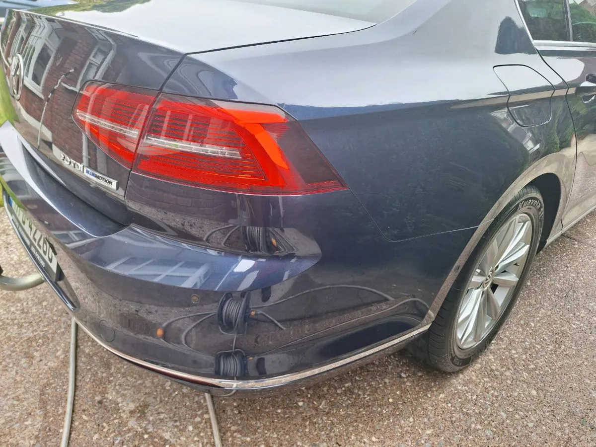 2017 Volkswagen Passat Highline 2.0 TDI - Image 5