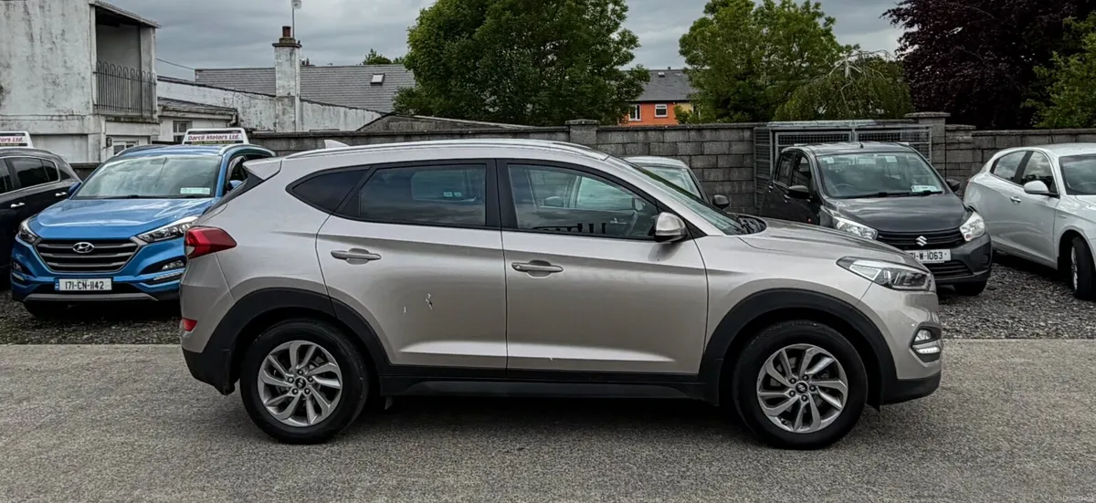 Hyundai Tucson 1.7 New Nct - Image 2