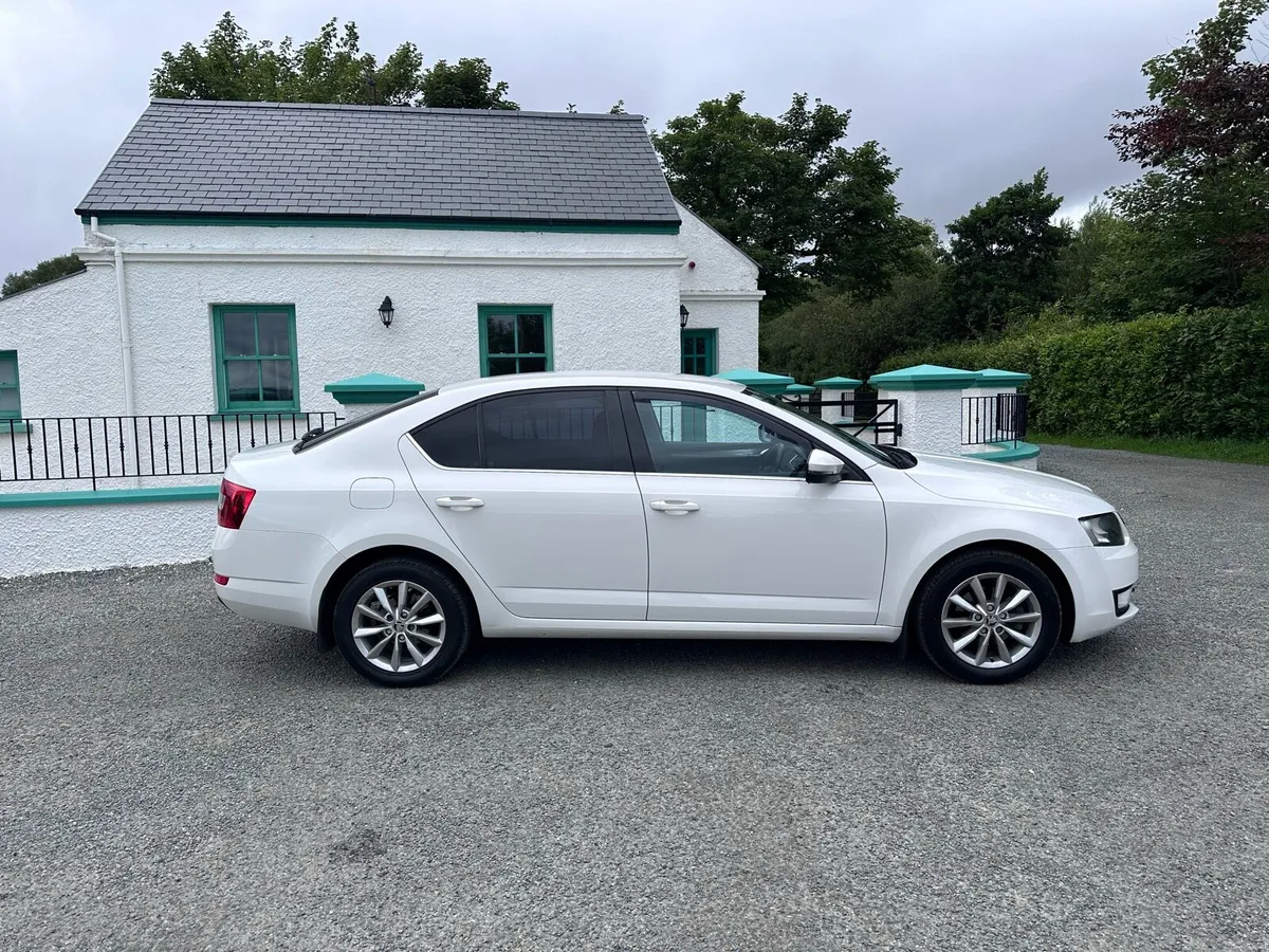 2016 Skoda Octavia 1.6tdi - Image 2