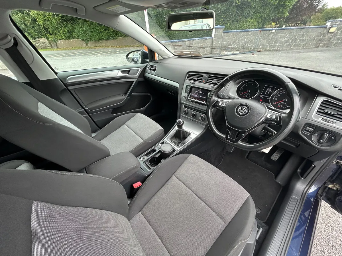 2015 Volkswagen Golf 1.6TDI Trendline - Image 6